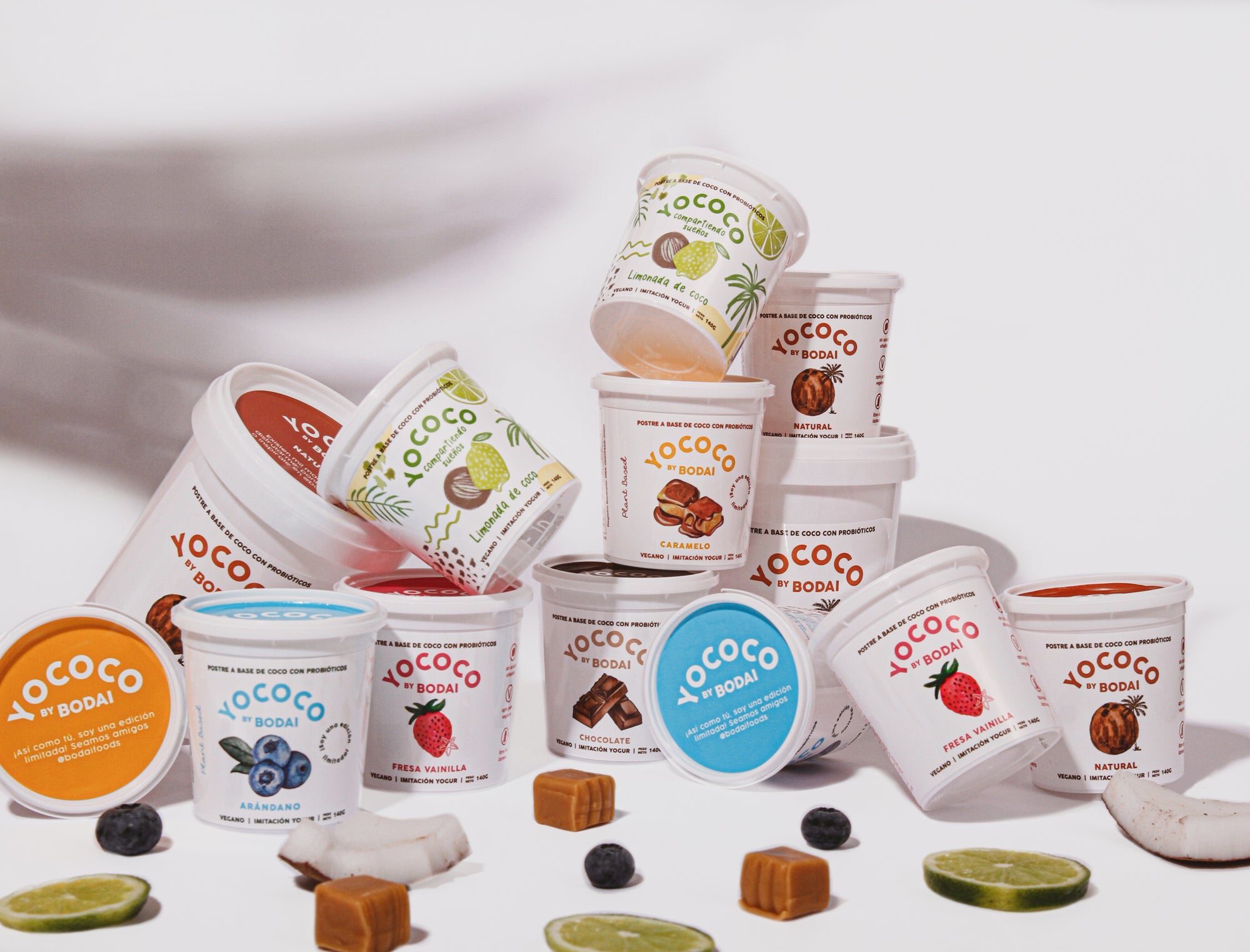 Yogurt de coco vegano sin azucar con fruta